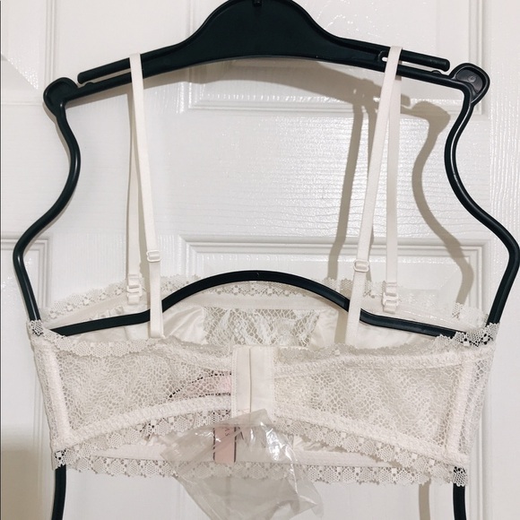 🔥ON SALE🔥3/$30🔥 💖 Victoria Secret Sexy Bralette - Picture 4 of 6